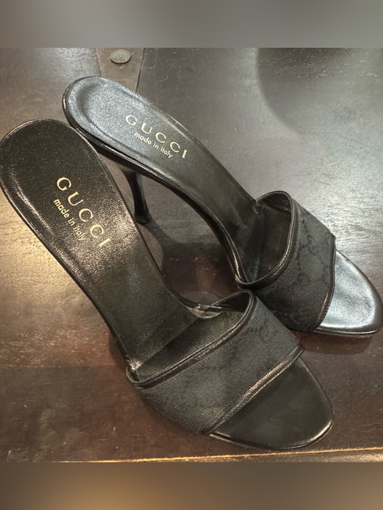 Gucci Shoes - Gucci/Black Fabric GG/Leather/Open-Toe/3” Heels/US 6.5/Vintage/Classy/Timeless!!